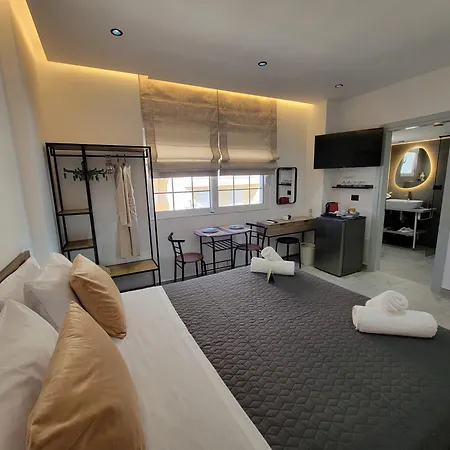 Apartment Golden Rays