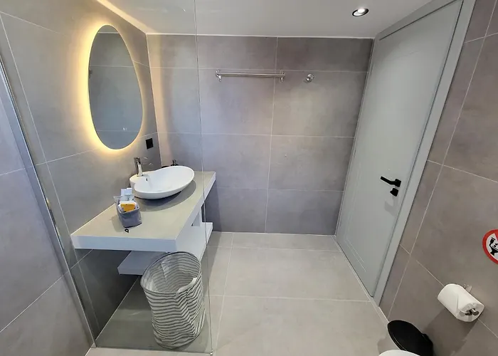 Golden Rays סרנדה