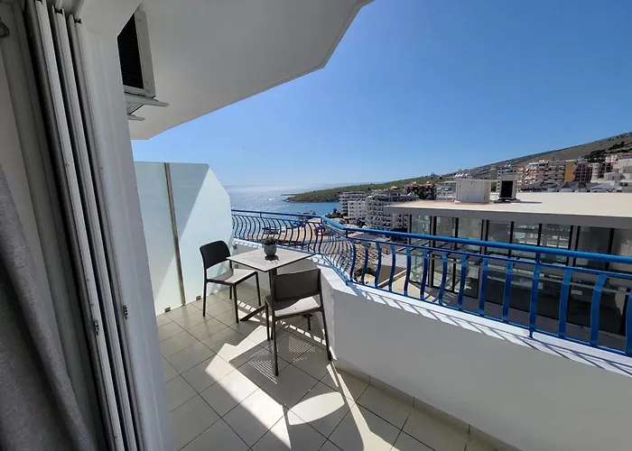 Golden Rays סרנדה